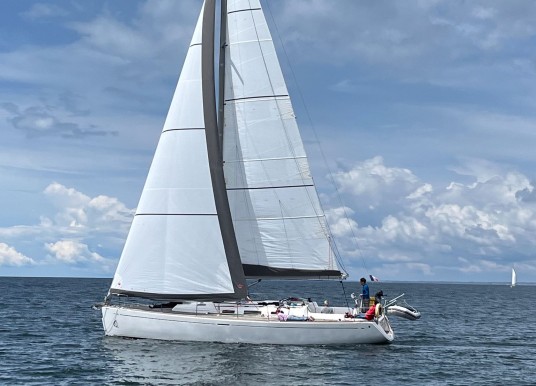 DUFOUR YACHTS - DUFOUR 44