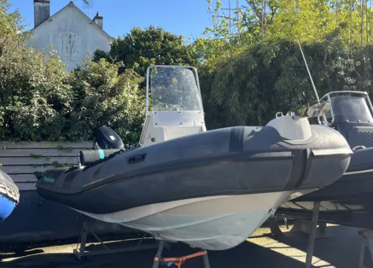 PRO MARINE - MANTA 610