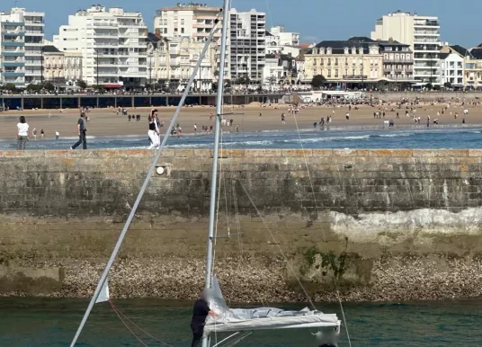 BENETEAU - FIRST 27