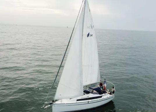BAVARIA YACHTS - BAVARIA CRUISER 34