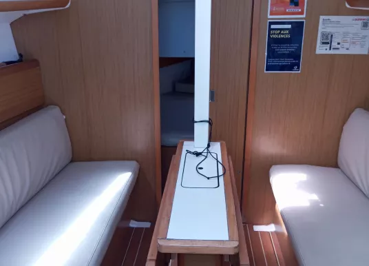 JEANNEAU - SUN ODYSSEY 30i - 6