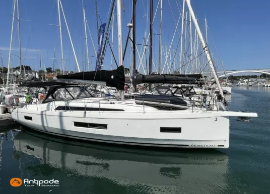 BENETEAU - OCEANIS 40.1 - 35