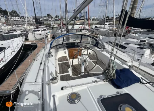 MARINE PROJECT - MOODY 376 - 16