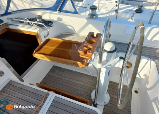 MARINE PROJECT - MOODY 376 - 18