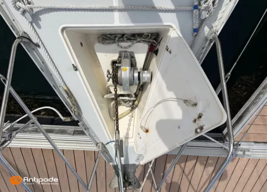 MARINE PROJECT - MOODY 376 - 19
