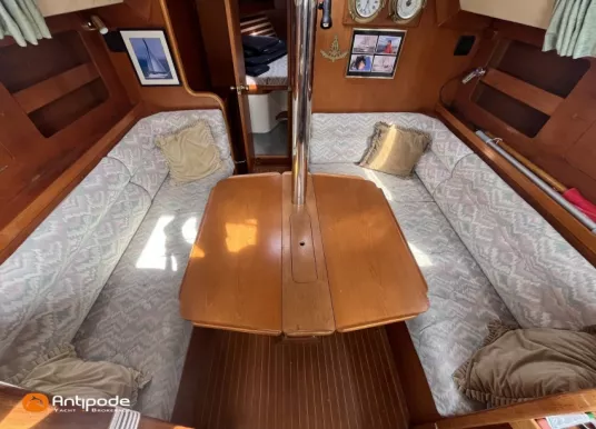 MARINE PROJECT - MOODY 376 - 22
