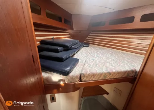 MARINE PROJECT - MOODY 376 - 23