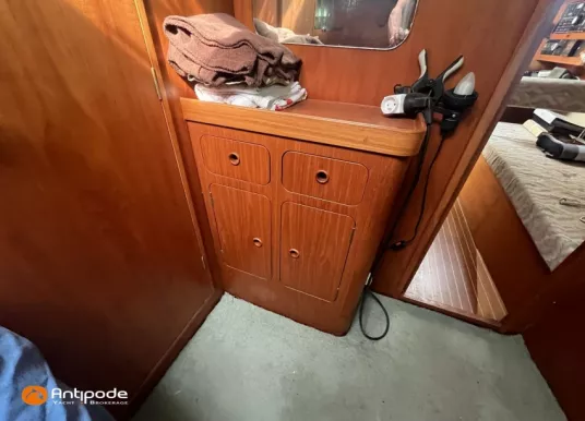MARINE PROJECT - MOODY 376 - 34