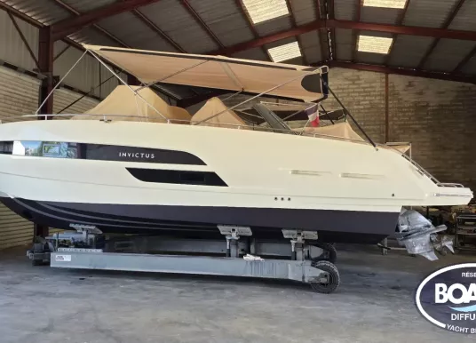 INVICTUS - INVICTUS GT 320