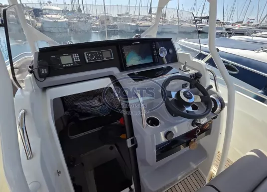 JANNEAU - CAP CAMARAT 7.5 CC Serie 3 - 9