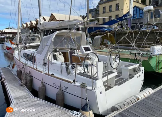 BENETEAU - OCEANIS 35 - 2