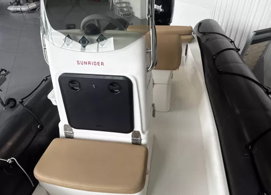 BOMBARD - 700 SUNRIDER - 10