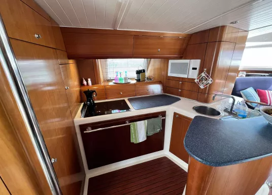 FOUNTAINE PAJOT - CUMBERLAND 44 - 4