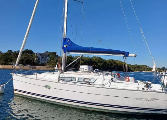 JEANNEAU - SUN ODYSSEY 32i - 12