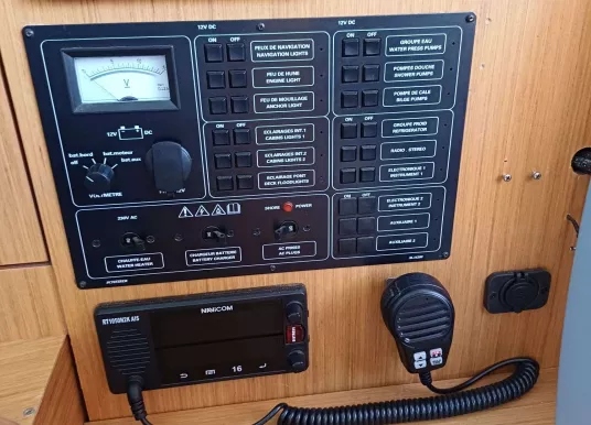 JEANNEAU - SUN ODYSSEY 32i - 24