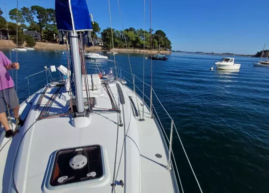 JEANNEAU - SUN ODYSSEY 32i - 6
