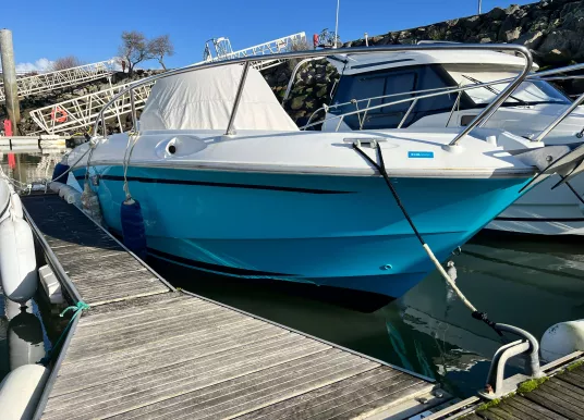 BENETEAU - FLYER 750 OPEN