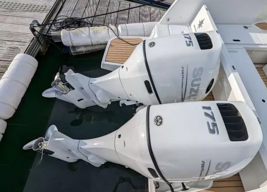 JEANNEAU - MERRY FISHER 895 - 2