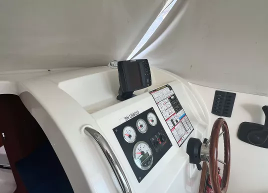 JEANNEAU - MERRY FISHER 705 - 17
