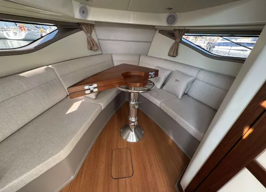 SEA RAY - SUNDANCER 320 OUTBOARD - 5