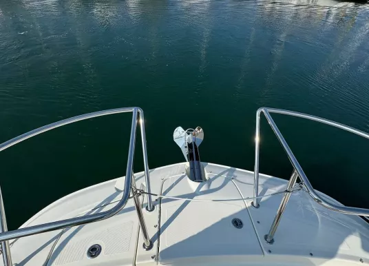 SEA RAY - SUNDANCER 320 OUTBOARD - 10