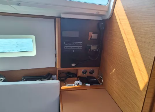 JEANNEAU - SUN ODYSSEY 380 - 6