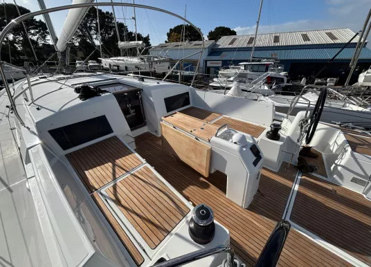 JEANNEAU - SUN ODYSSEY 490 - 4
