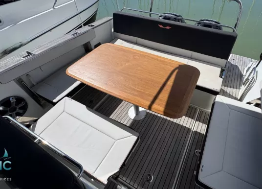 BENETEAU - FLYER 8.8 SUNDECK - 11