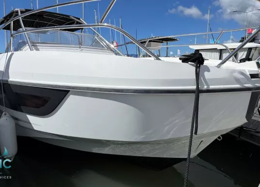 BENETEAU - FLYER 8.8 SUNDECK - 4