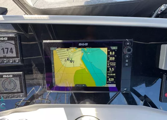 LAGOON - 450 F - 15