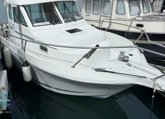 ST BOATS - 840