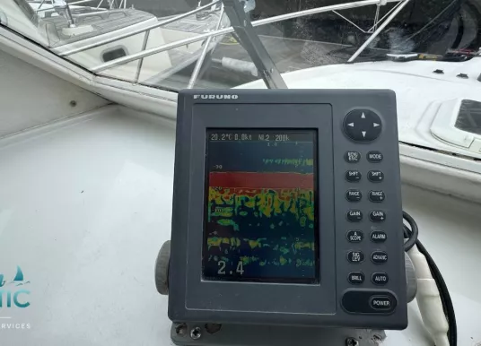 ST BOATS - 840 - 14
