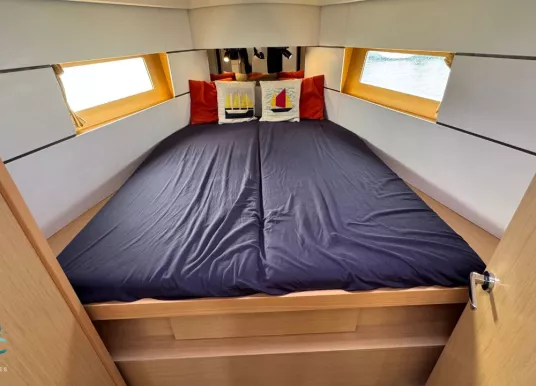 BENETEAU - OCEANIS 38.1 - 11