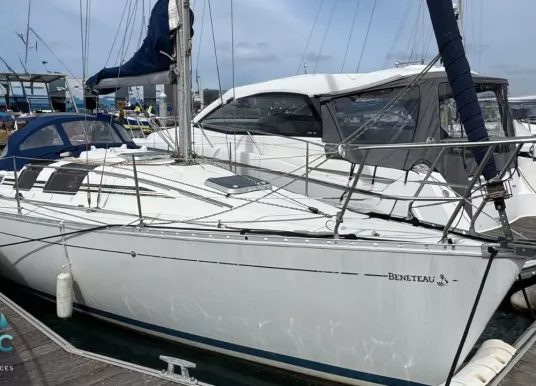 BENETEAU - FIRST 32 S5 - 2