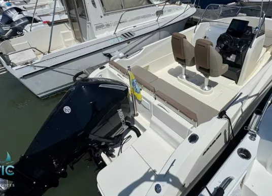 QUICKSILVER - ACTIV 675 OPEN - 6