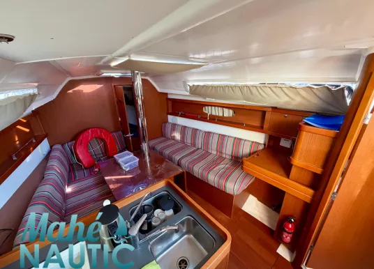 BENETEAU - oceanis 31 DL - 11
