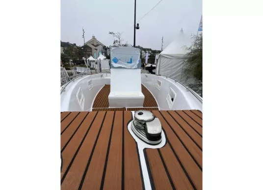 CUSTOM - AKA 690 - 11