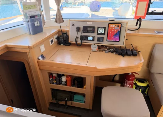 LAGOON - LAGOON 450 S - 21