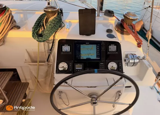 LAGOON - LAGOON 450 S - 44