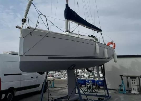 BENETEAU - FIRST 27.7 - 13