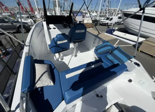 JEANNEAU - CAP CAMARAT 6.0 CC - 9
