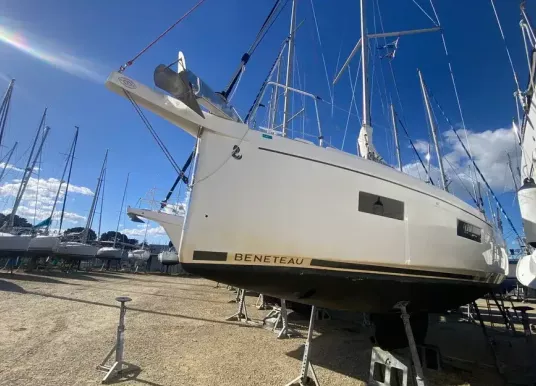 BENETEAU - OCEANIS 34.1 - 2
