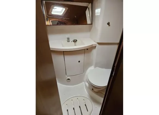 JEANNEAU - Sun Odyssey 42 - 5