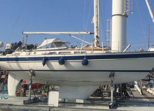 HALLBERG RASSY - 36 - 4