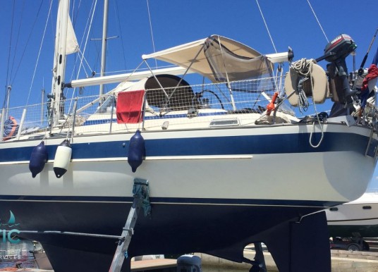 HALLBERG RASSY - 36 - 5