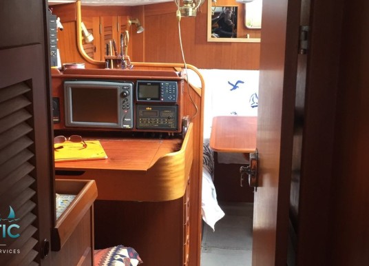 HALLBERG RASSY - 36 - 6