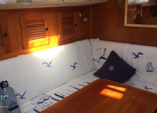 HALLBERG RASSY - 36 - 9