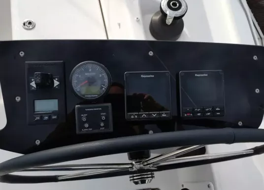 DUFOUR YACHTS - DUFOUR 37 - 11