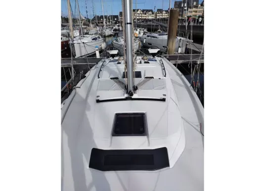 DUFOUR YACHTS - DUFOUR 37 - 5