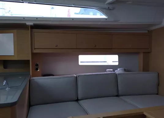 DUFOUR YACHTS - DUFOUR 37 - 7